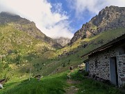 08 Sul sent. 108 passaggio alla C asera Valletto (1625 m)